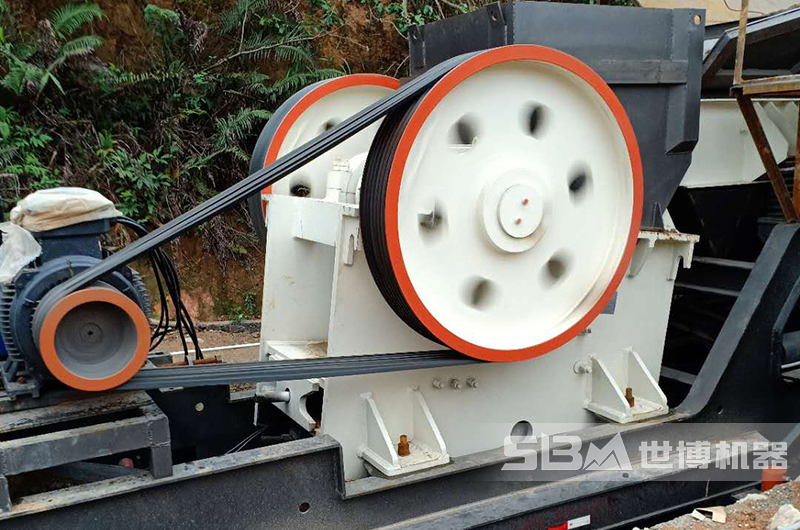 河北青石破碎生產(chǎn)線現(xiàn)場