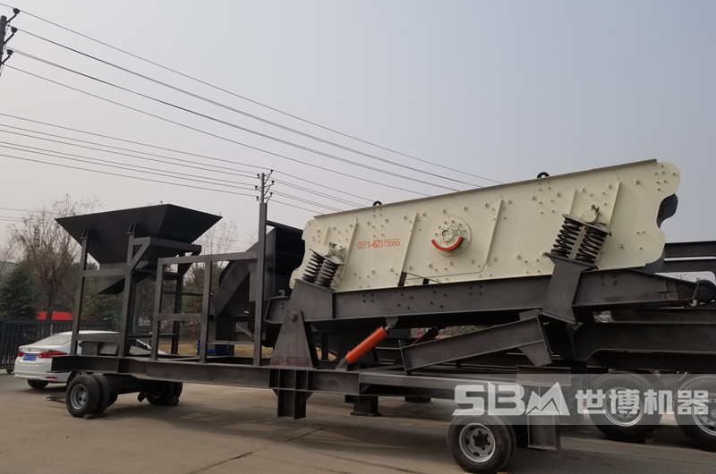 移動篩沙石機(jī)
