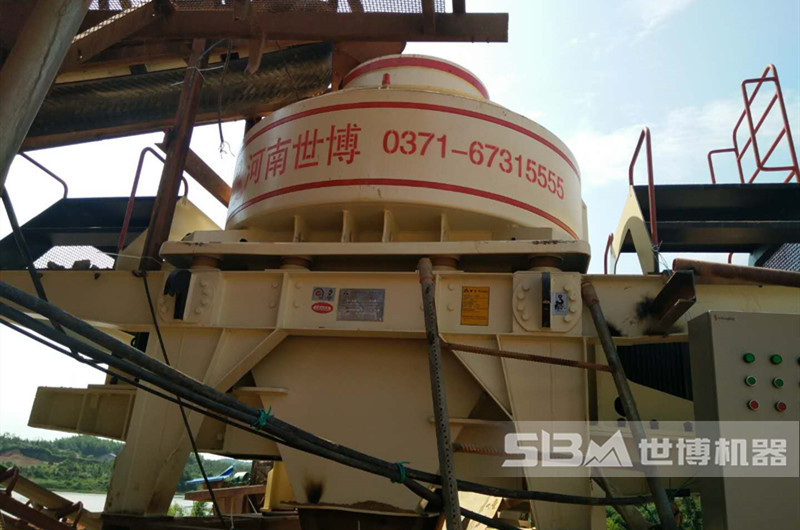 制砂生產(chǎn)線現(xiàn)場(chǎng)