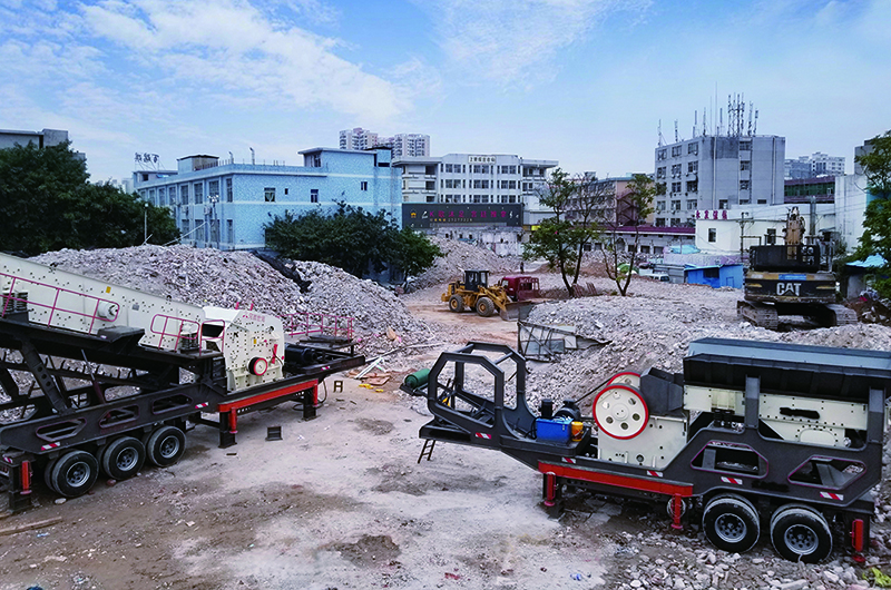 大型顎破反擊破移動(dòng)打石機(jī)，二合一移動(dòng)站