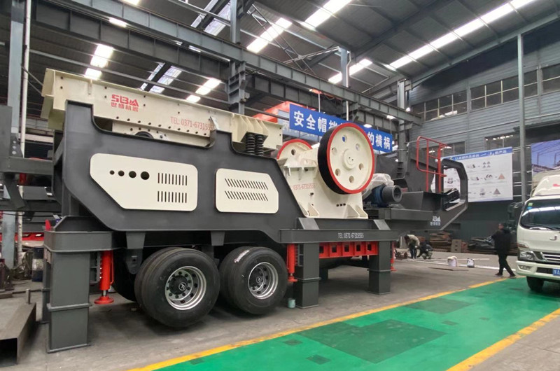 世博移動(dòng)巖石破碎站，輪胎移動(dòng)顎破機(jī)