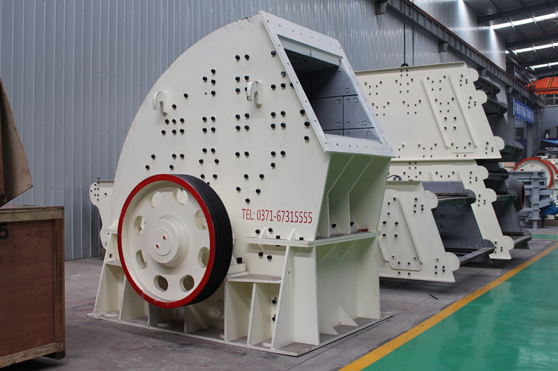 大型重錘式破石機(jī)