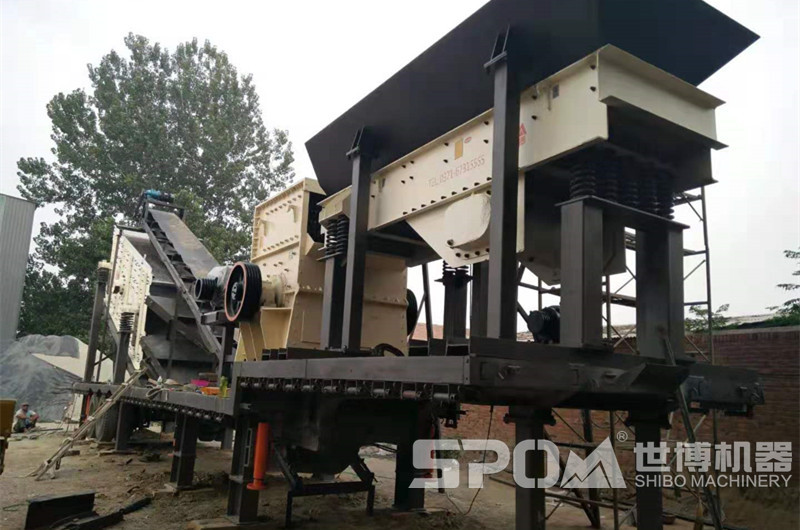 移動砂石料箱式破碎機，三組合移動破碎機